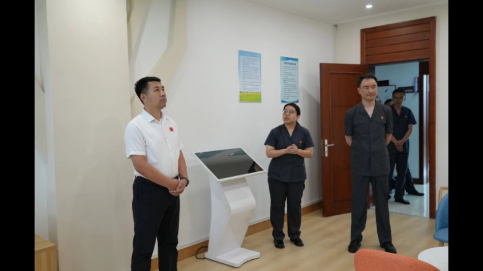 吉林省长春市双阳区委常委、政法委书记张亮到双阳法院调研指导工作