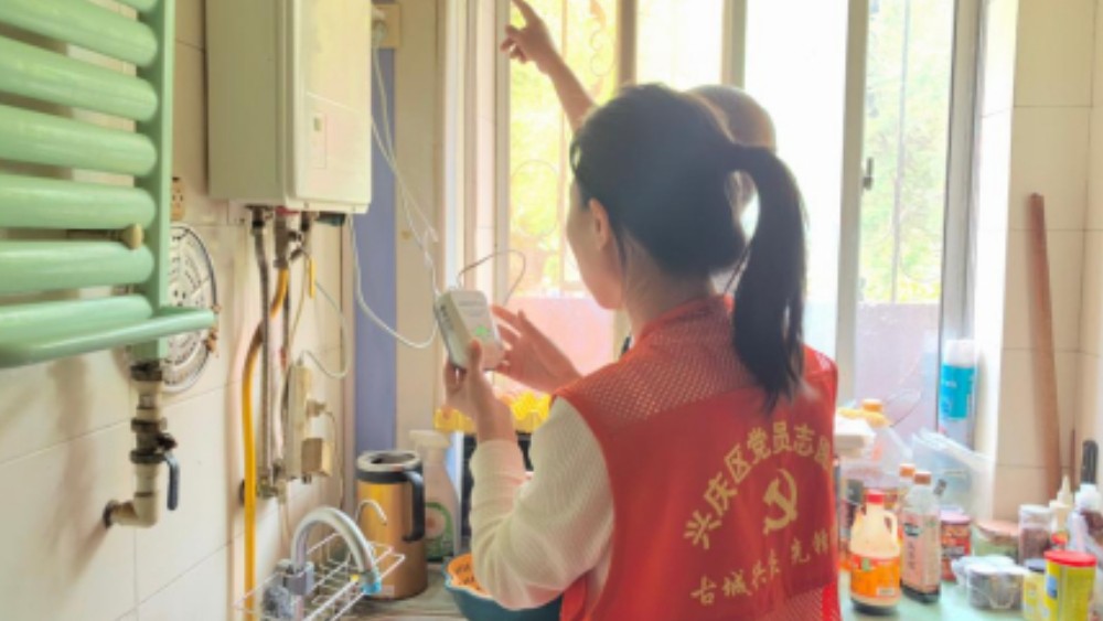 银川市兴庆区雅苑社区：网格响应有速度 居家安全有温度