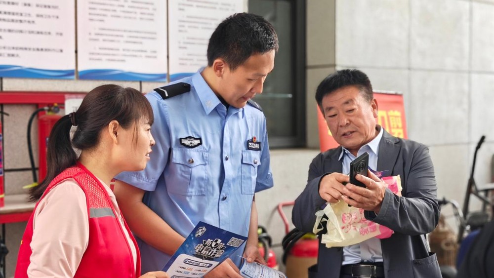 银川市金凤区满春园社区：以案释法进市集 精准反诈护民安