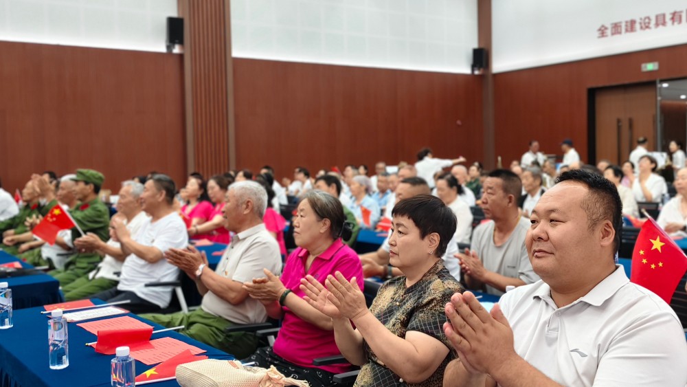银川市兴庆区银虹社区：红心永向党 高歌铸军魂 红歌赛融合反诈普法庆华诞