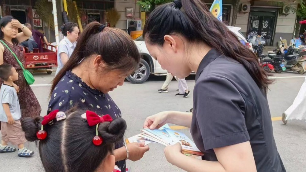 澄城法院：法治护航省运 普法情暖安里