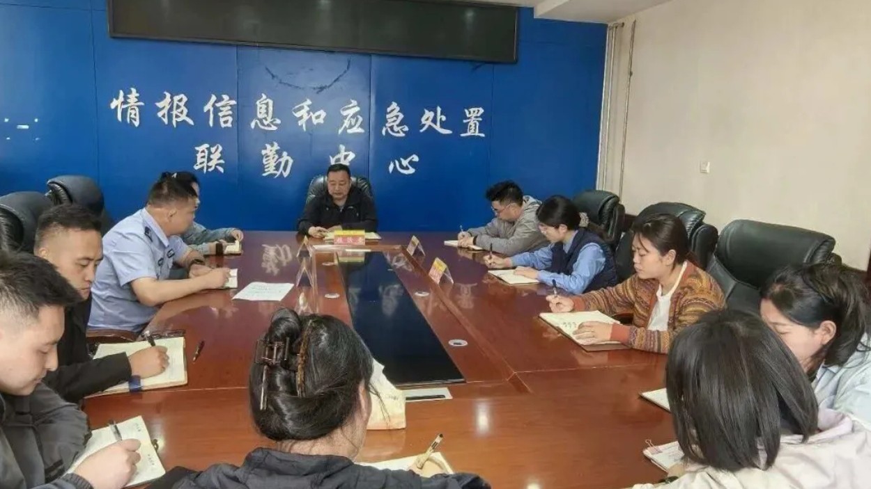 精准赋能强本领 履职担责护基层——甘孜白玉县新一届乡镇政法委员专题培训