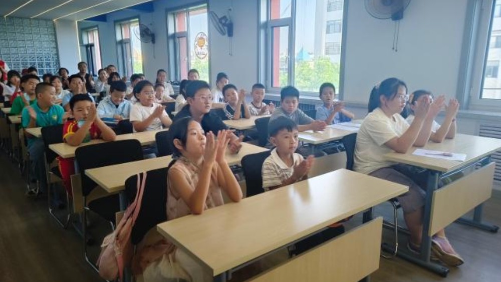 吴忠市利通区裕西社区：暑期托管解民忧 法治护航伴成长