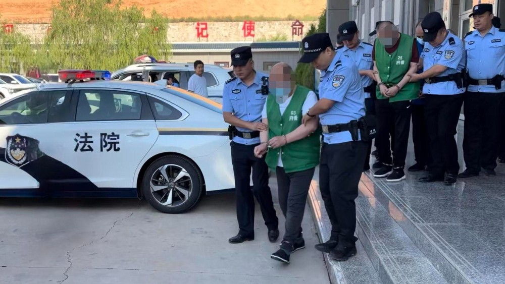 府谷法院法警大队：周密部署强警务全力以赴保庭审