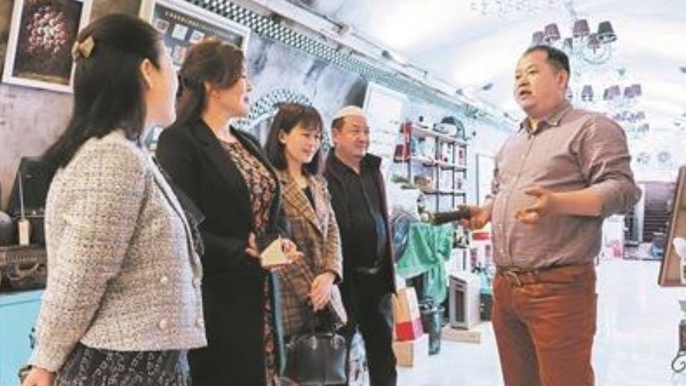 跨海架桥 落笔星城