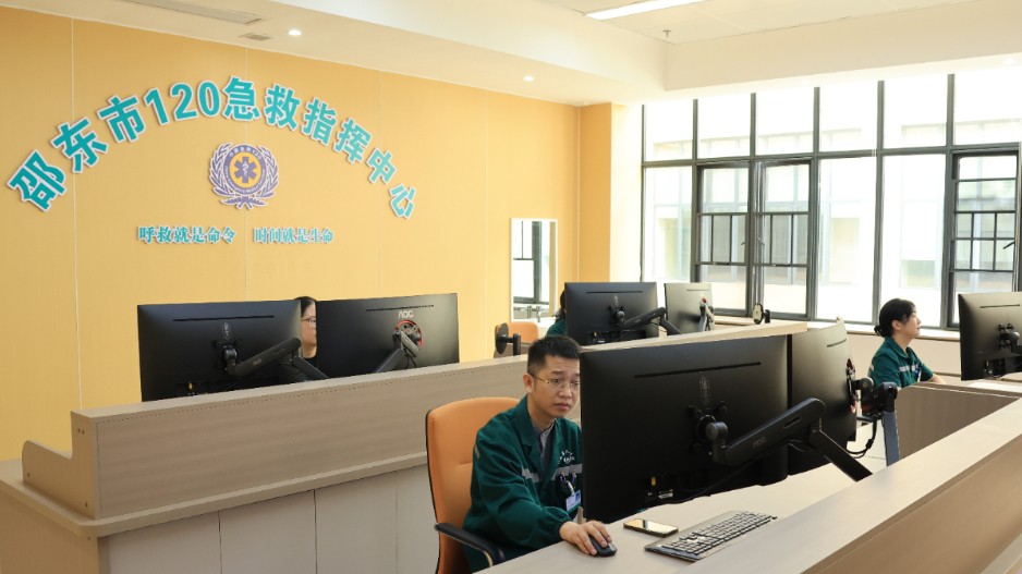 急救做“减法”，民心做“加法”