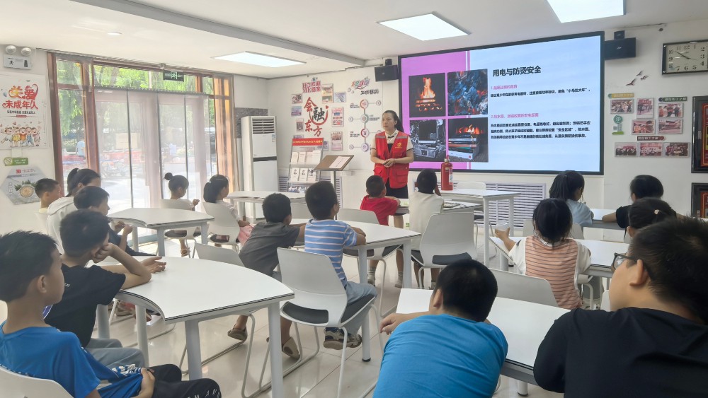 银川市兴庆区东方社区：沉浸科普伴童行 快乐暑假保平安
