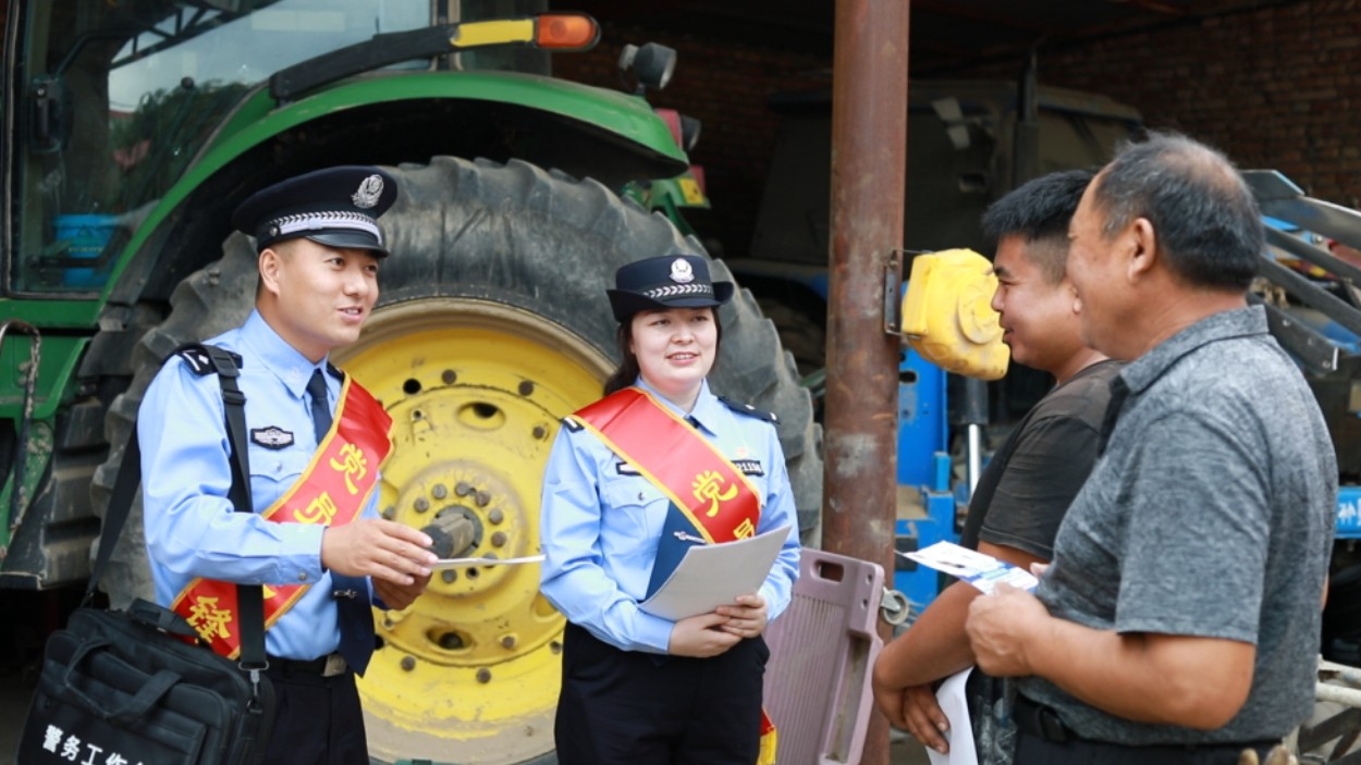从社区新兵到岗位行家——记新疆塔城博孜达克边境派出所民警长学福