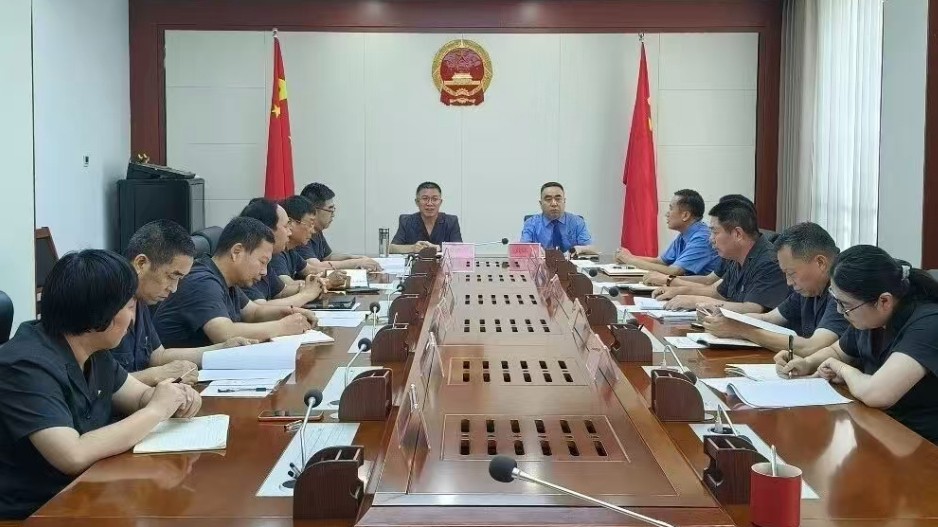 法检良性互动凝聚司法合力 鸡泽法院召开审委会研讨信用卡出借民间借贷再审案件