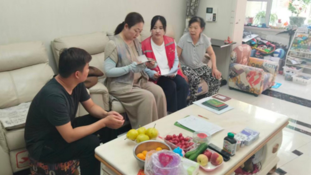 银川市兴庆区泰和社区：服务下沉零距离，换证便民暖人心