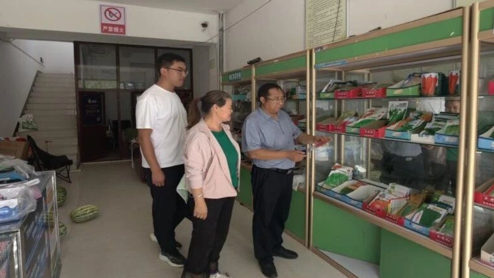 吴忠市红寺堡区司法局大河司法所：送法进村讲透安全“家常话” 普法入市筑牢平安“防火墙”