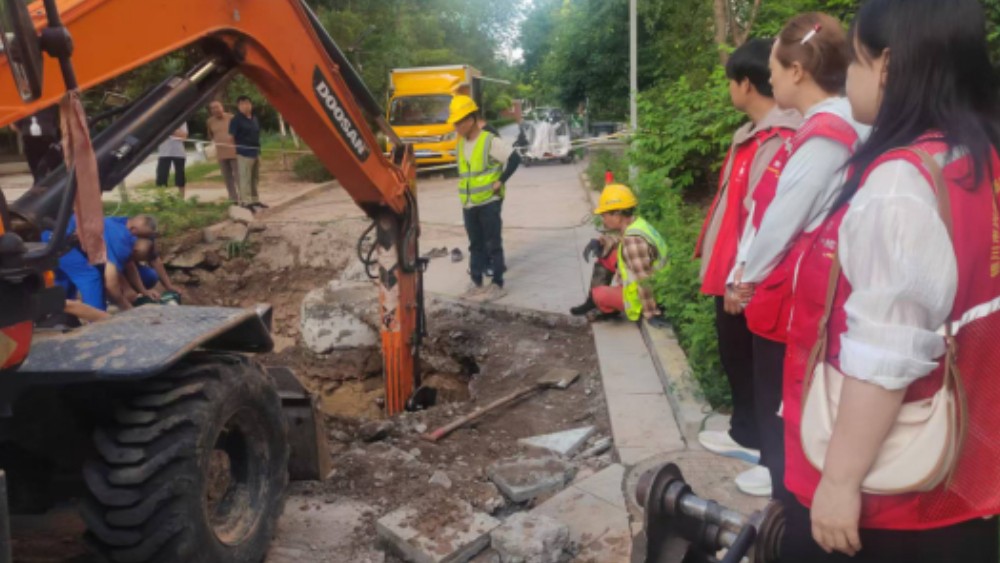银川市兴庆区泰和社区：突发爆管多方联动跑赢抢修战  民生至上倾心保供解忧纾困局