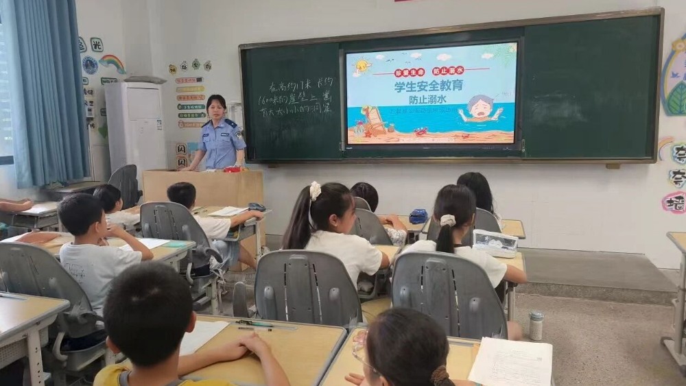 万载县康乐派出所全力筑牢辖区暑假防溺水安全防线