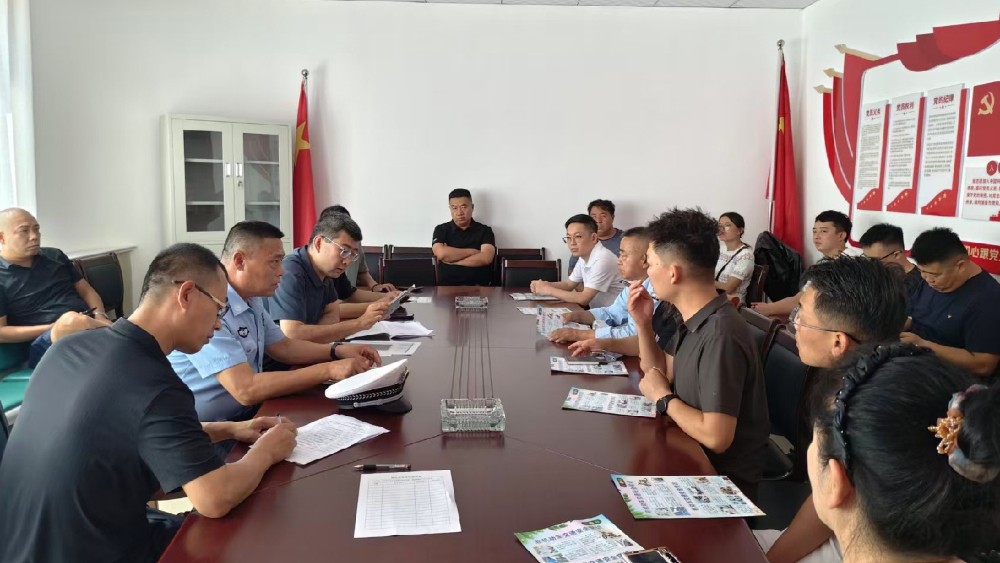 压实企业主体责任，筑牢道路安全防线——大同交管八大队联合区交通局开展重点运输企业交通安全培训