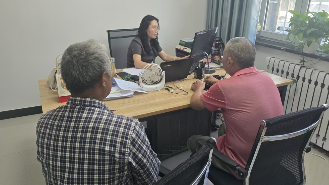 新疆裕民县综治中心：巧化建房薪资分歧 综治调解促邻里和睦