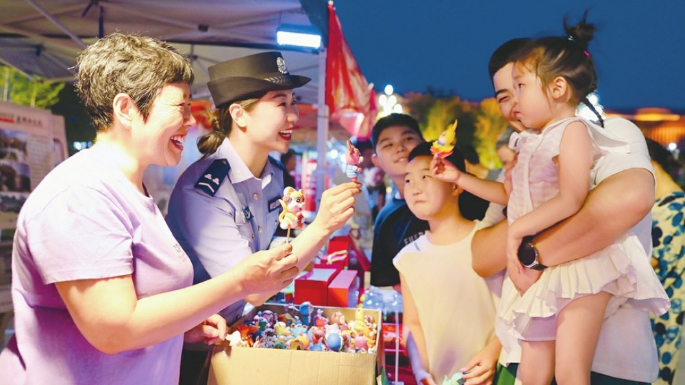 非遗巧搭台 普法入人心