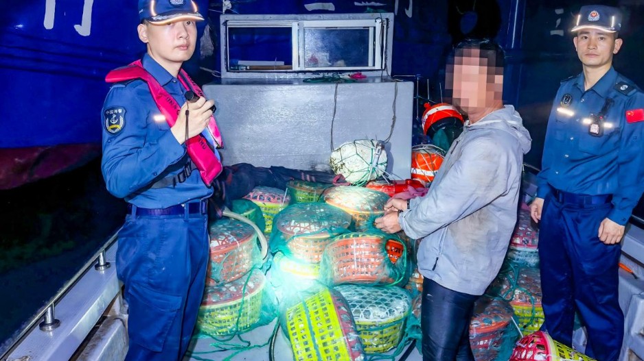 深夜出动 连续打击 浙江台州海警局查获2起非法捕捞水产品案