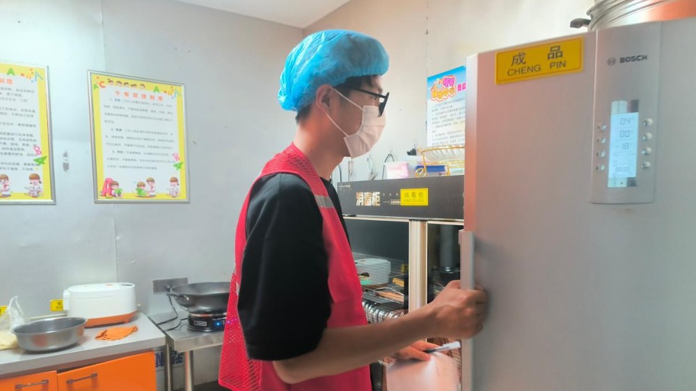 银川市兴庆区康平社区：筑牢校外托管安全防线 守护未成年人成长净土