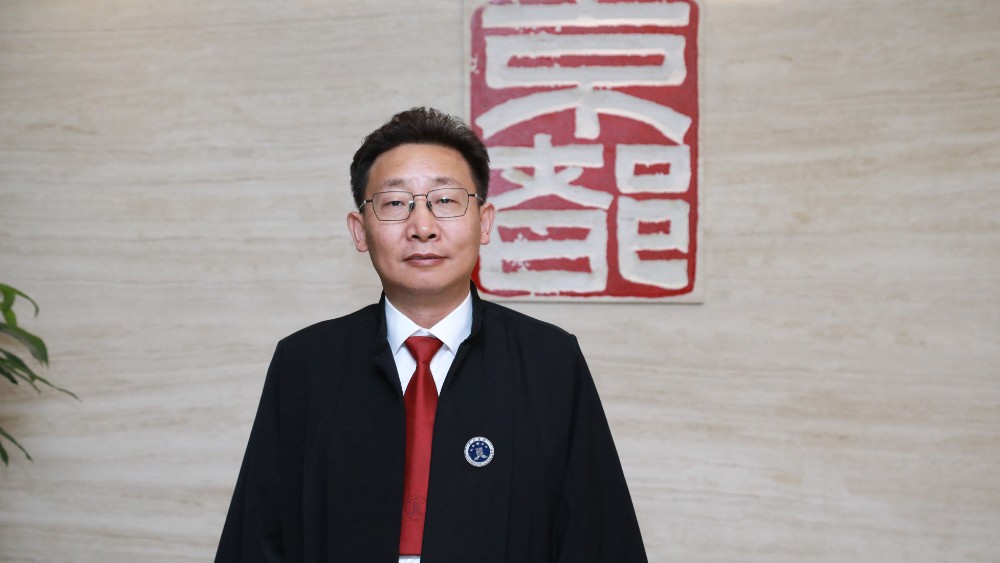 懂裁判，更懂辩护