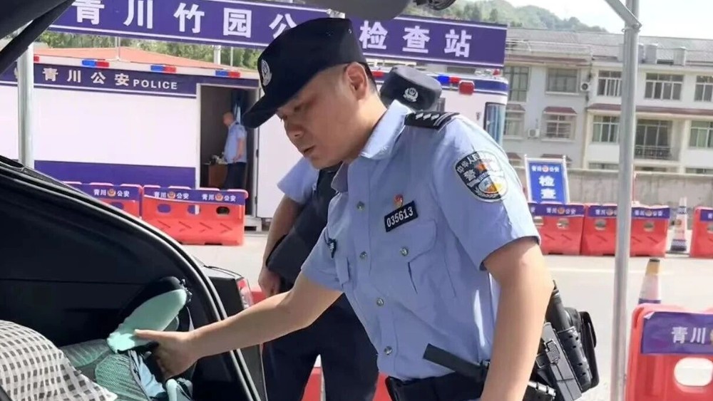 戎装换警蓝 白强：戎心不改守初心 深耕后勤护警魂