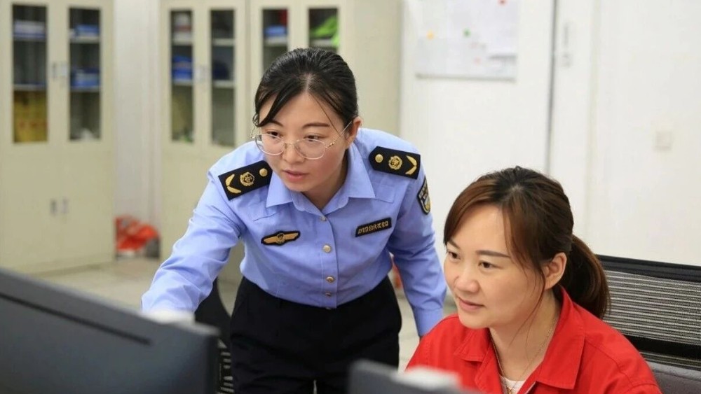 唐焦英：主动作为，平安建设里的女性硬核担当