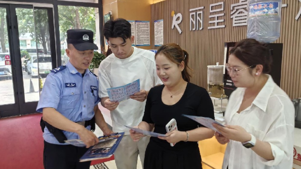 新疆奎屯市公安局深耕警务营商新模式 厚植企业发展“平安沃土”