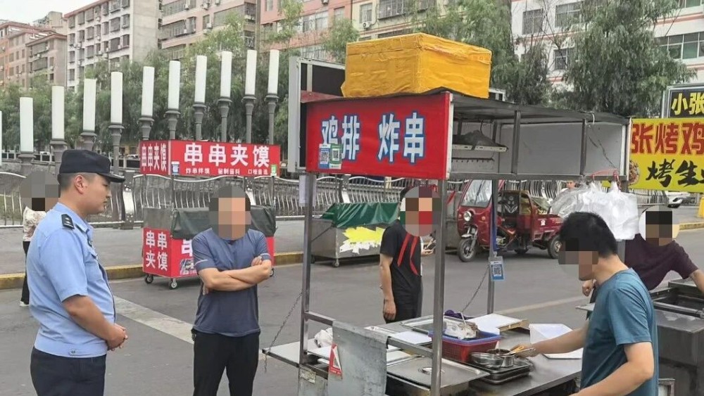 商南公安：丈量“一米线”，守护“烟火气”