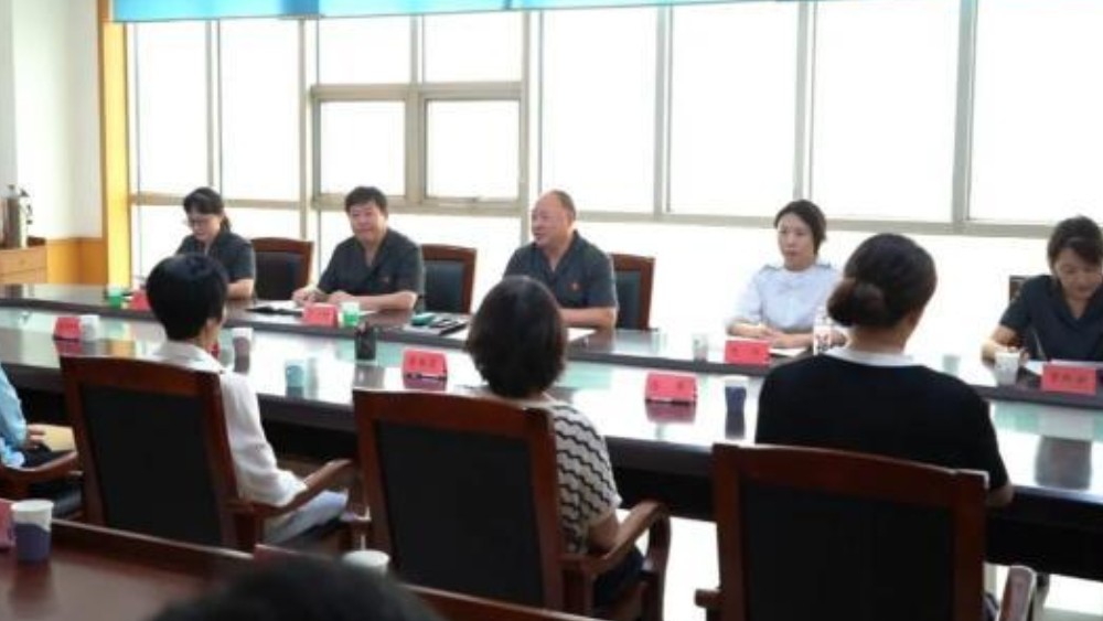 秦皇岛海港法院举行干警家属开放日活动 共筑廉洁司法家风防线