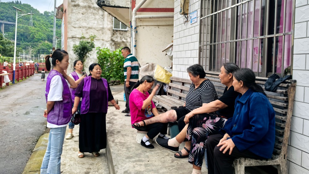 柔肩战风雨 巾帼护家园——雅安市天全县思经镇妇联奏响防汛暖心乐章