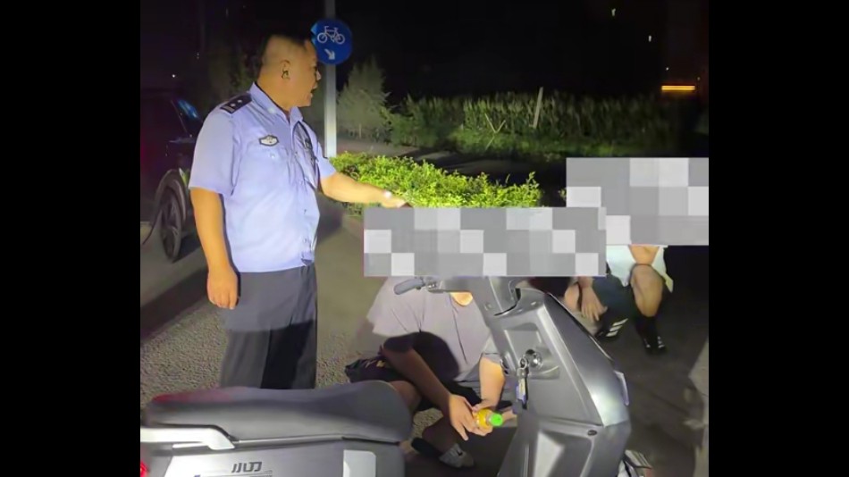 深夜亮剑治“炸街” 护航安宁护民生——吉林省扶余市公安局多部门联动开展夜间交通乱象专项整治