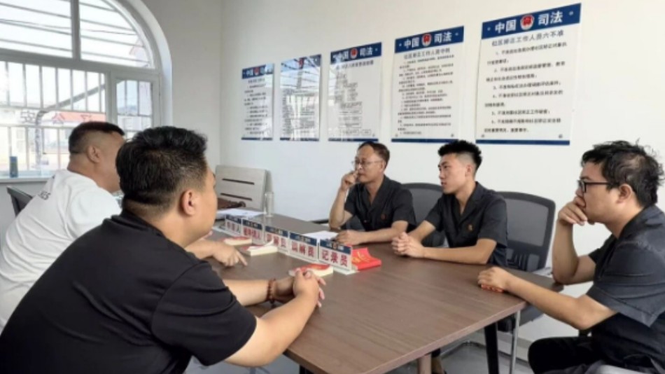 法所联动下沉基层 源头化解矛盾纠纷——吉林省双辽市人民法院茂林人民法庭走进玻璃山镇开展诉前解纷宣传