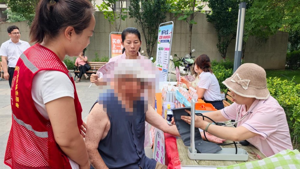 银川市兴庆区康平社区：便民直通车启航 红管家助残暖心