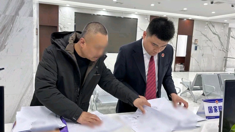 莲湖区检察院：用心解“薪”愁 用“行”暖民心