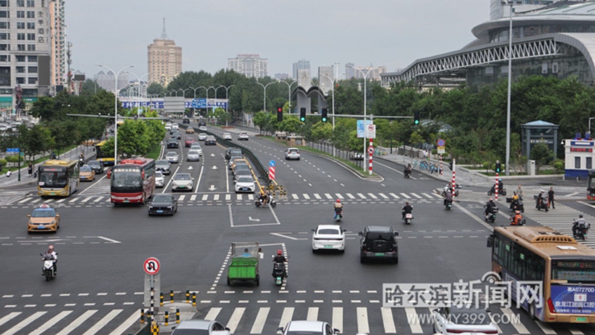 水退路净人安 冰城一夜复常——记者分兵多路重返20余处重点点位，探访城市修复“加速度”