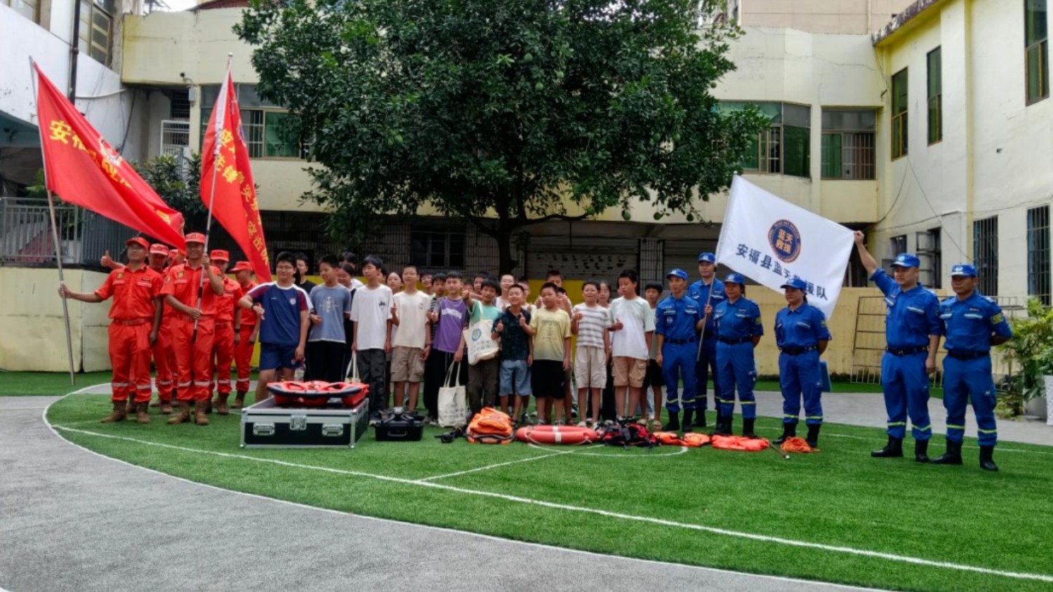 吉安市安福县：救援队伍联动宣教 筑牢青少年暑期安全屏障