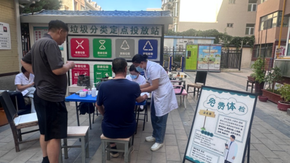 银川市兴庆区山河湾社区：医社联动送健康进小区 暖心体检守护夕阳美好