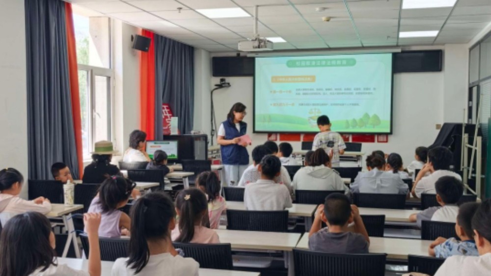 银川市金凤区临阅家园社区：以案释法护佑幼苗成长 寓教于乐筑牢安全防线