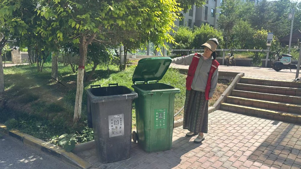 银川市兴庆区泰和社区：高温巡查除异味 精细治理焕新颜