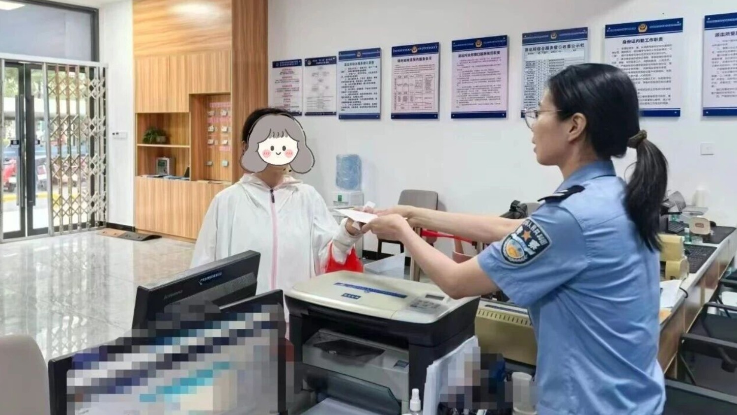 争分夺秒暖人心！南昌市公安局西湖分局延时办证解群众入学难题