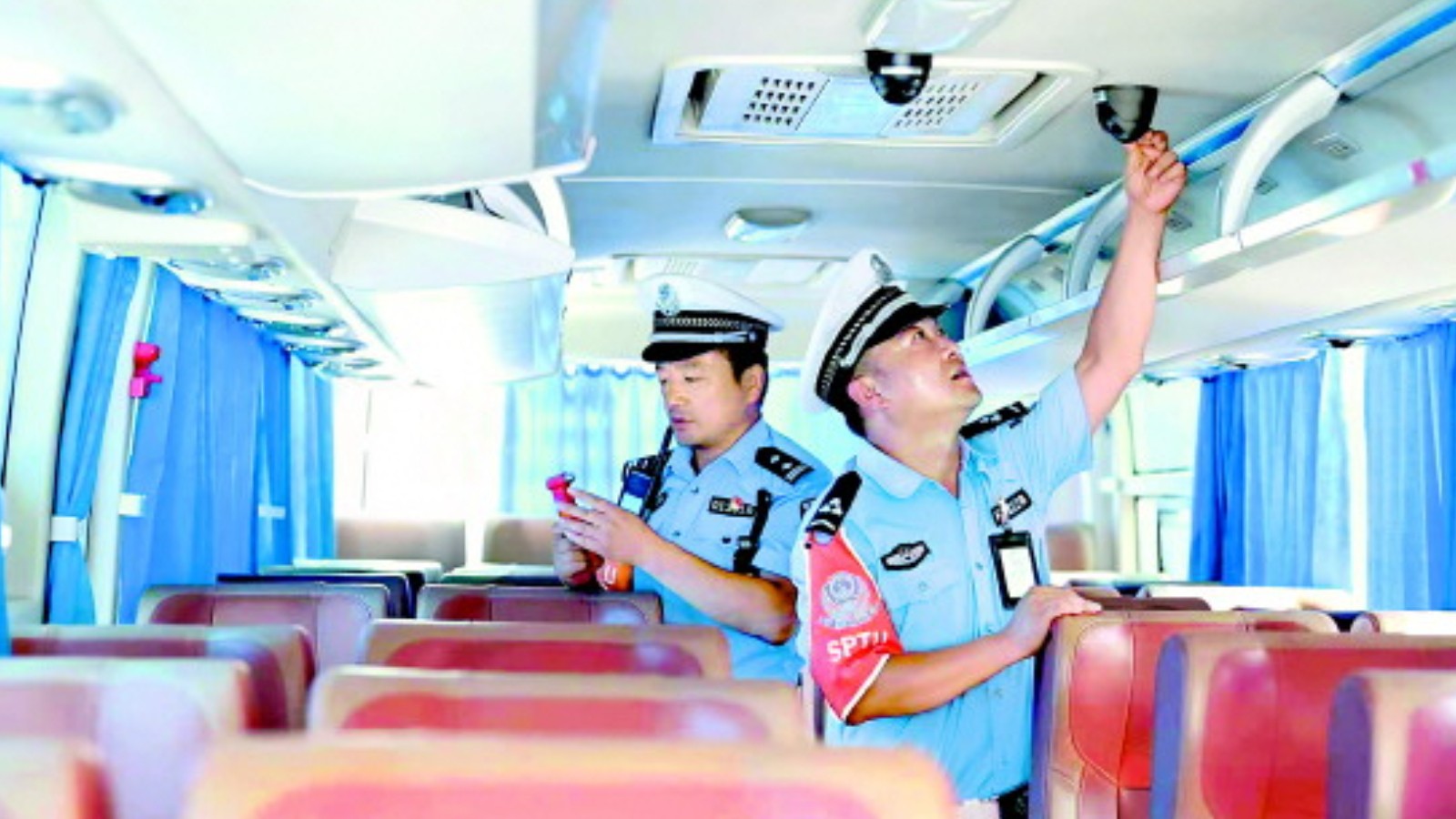 全力护航 暑运交通安全检查