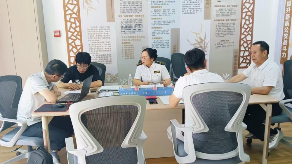 银川市金凤区银丰社区：刚柔并济化解涉军欠薪难题 倾情服务守护军人合法权益