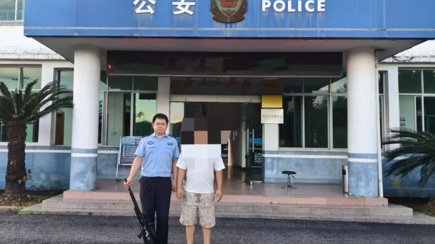 宣传入心见实效 赣州市群众主动上缴枪爆物品护平安