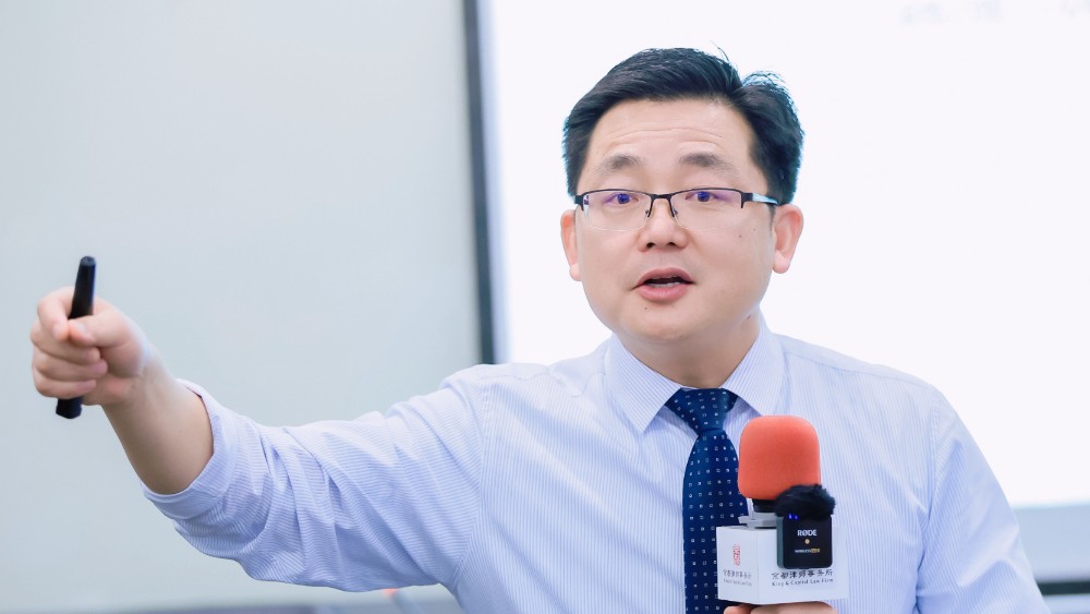 用法商思维，打通事实与法律的“墙”