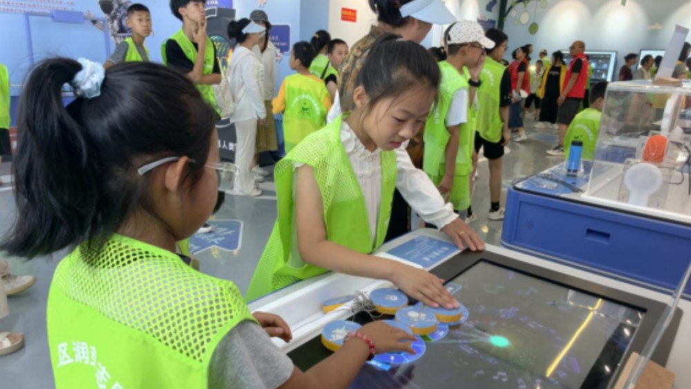 银川市永宁县胜利社区：聚山海同心厚植团结情怀 跨村社结伴解锁协作奇迹
