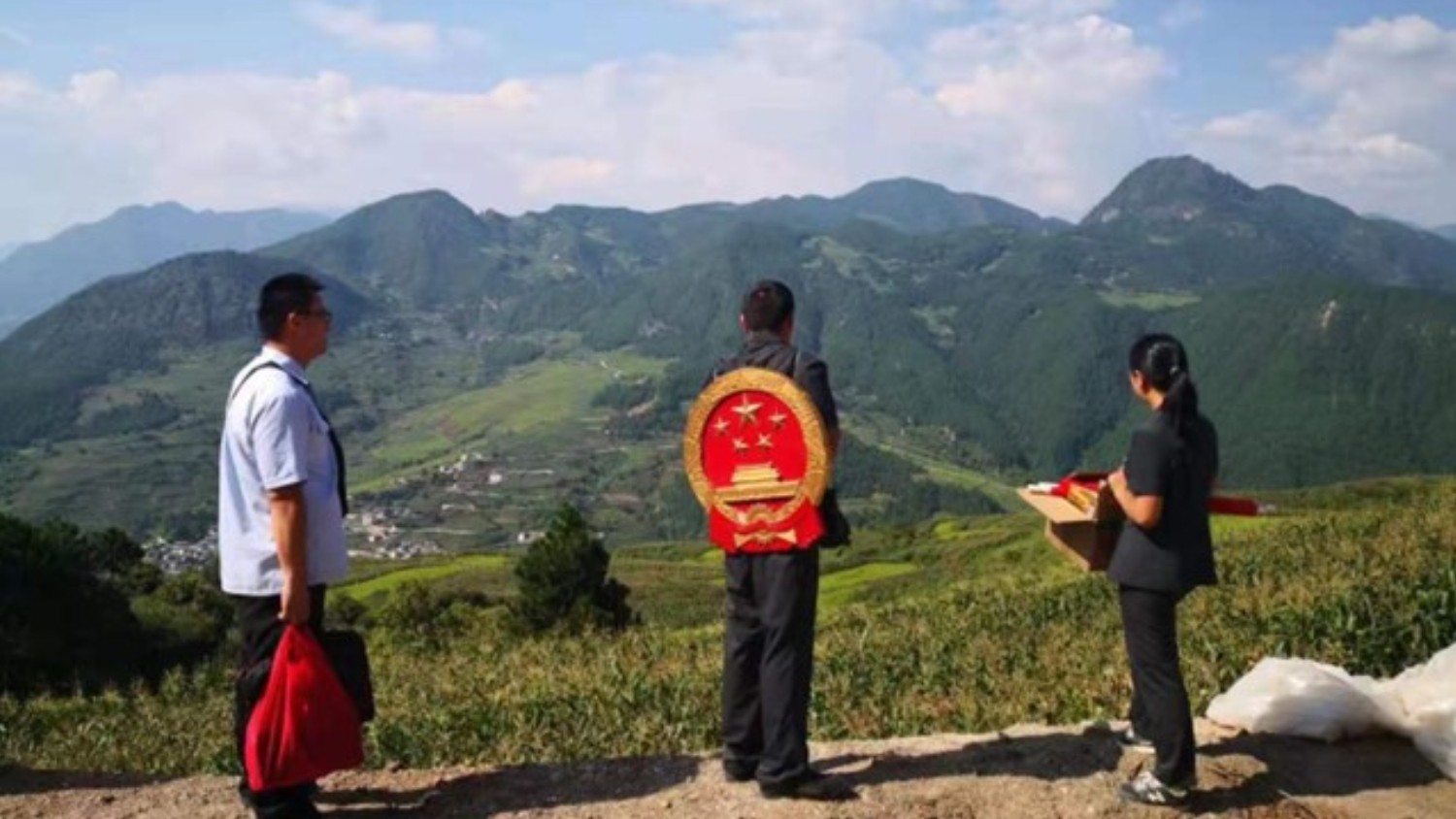 同心聚力护雪域 跨越山海擎天平——云南法院精准智力帮扶，助力迪庆法治建设提质增效