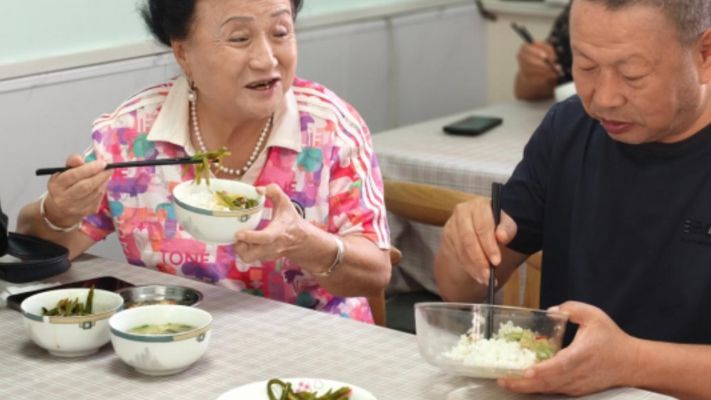 吴忠市利通区金星花园社区：长者食堂守护舌尖幸福 精准服务托起最美夕阳