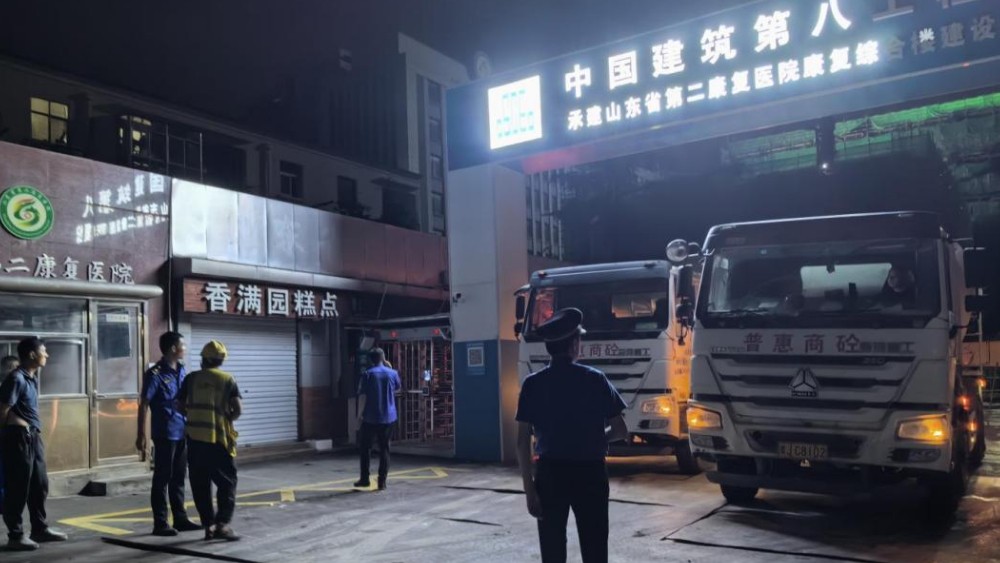 深夜不“打烊”！泰安城管夜间在岗守护城市烟火与安宁