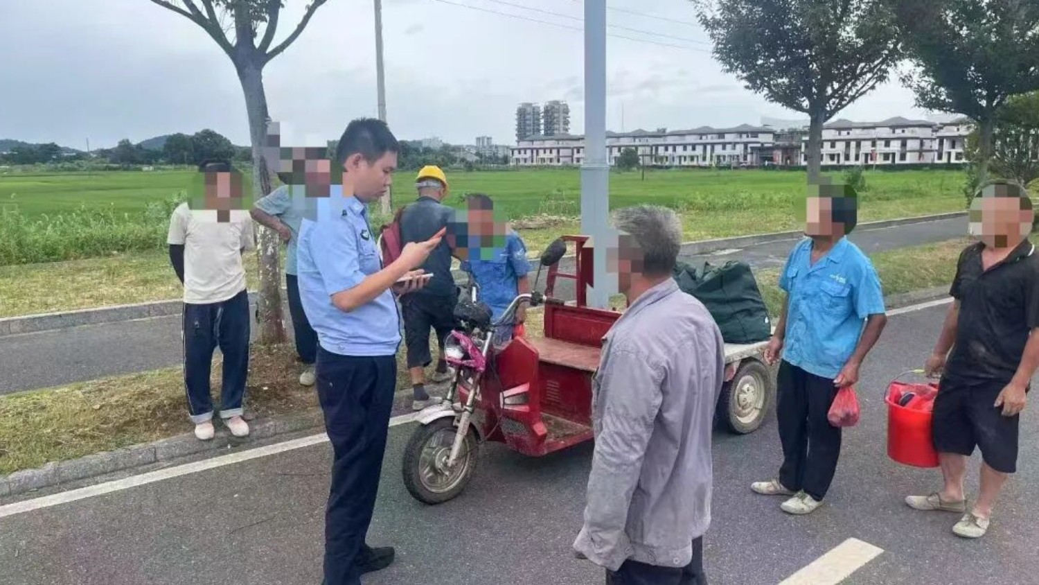 超员是马路暗雷！宜春公安交警曝光一批暑期超员典型案例