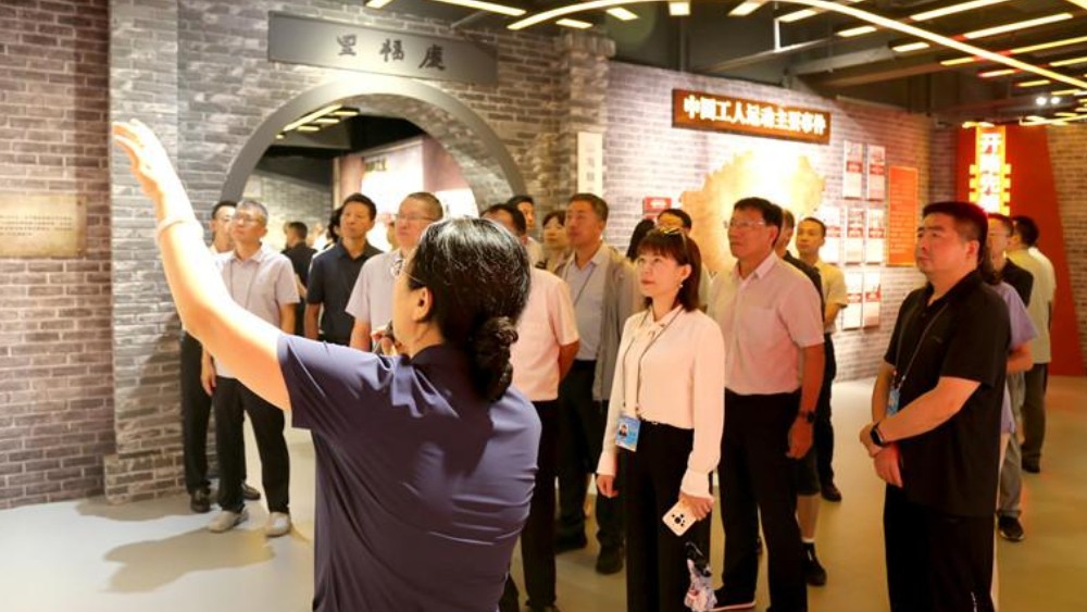 到基层去！架起民族团结连心桥