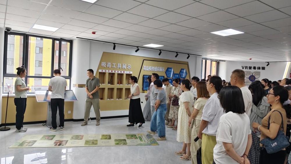 青铜峡市汉源社区：沉浸学禁毒 筑牢防毒墙